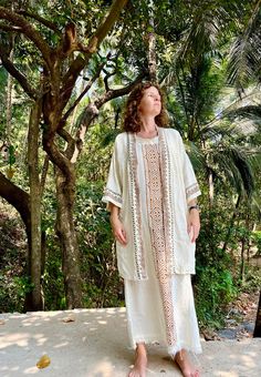 This boho cape, coverup made from thick cotton and has nice abstract prints. Has no belt. Good to wear for special occasions as well as daily. Has nice off white color. Wash in cold water, with gentle cycle is recommended. Length 90 cm. Boho Cape, Boho Kimono, Refashion Clothes, Off White Color, White Beige, Cloak, Beige Color, Abstract Prints, Geometric Print