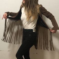 Sexy 70s Western Vintage Brown Leather Vibes ! 17 Inch Fringe! So Cool! Brown Party Outerwear For Spring, Chic Brown Party Outerwear, Chic Fringed Outerwear For Night Out, Fitted Brown Outerwear For Night Out, Fitted Fringe Outerwear For Winter, Fitted Fringe Outerwear For Parties, Fitted Party Outerwear With Fringe, Fitted Long Sleeve Outerwear With Fringe, Vintage Fitted Outerwear With Fringe