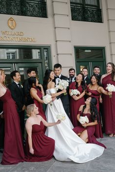 Step inside this stunning DC wedding at the Willard InterContinental! From timeless portraits to beautiful candid moments, this day was filled with classic elegance. Perfect for brides dreaming of a sophisticated city wedding! Timeless Portraits, Red Bouquet Wedding, Bridesmaid Inspiration, Bridesmaids Bouquets, Indianapolis Wedding, Indiana Wedding