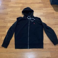 Size Medium Payed $180 Brand New Ended Up Not Liking The Fit, Will Talk Prices Ralph Lauren Zip Up Hoodie, Ralph Lauren Zip, Polo Ralph Lauren Hoodie, Ralph Lauren Fleece, Coats Vintage, Ralph Lauren Hoodie, Ralph Lauren Jacket, Black Polo, Vintage Polo Ralph Lauren