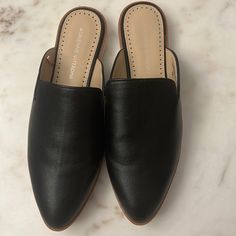 Adrienne Vittardini Black Mules Womens Size 7. Nwot. No Flaws. Pointed Toe Mules With Cushioned Footbed For Work, Black Almond Toe Mules Medium Width, Black Mules, Adrienne Vittadini, Mule Clogs, Mules Shoes, Clogs, Womens Sizes, Size 7