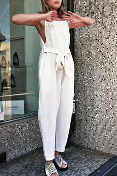 Silk and linen bodysuit Womens Fashions, Vintage Jumpsuit, Mode Inspo, Mode Vintage, Looks Style, Mode Inspiration, Style Outfits, Types Of Fashion Styles, Playsuit