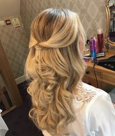 Wedding Hair Some Up Some Down, Smooth Half Up Half Down Hair, Hair Styles Wedding Guest Half Up, Hair Styles Half Up Half Down Curly, Half Up Half Down From Front View, Wedding Hair Front And Back, Fancy Half Up Half Down, Half Up Pageant Hair, Vintage Half Up Half Down Hair