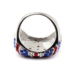 Celebrate your love for England with the Union Jack Ring, an exquisite piece of jewelry that proudly displays the colors of the UK flag. This England ring is not just a stunning accessory but also a symbol of national pride and a perfect way to show your support for your favorite sports teams. View more Union Jack Items Features: Materials: Made from high-quality, durable materials ensuring longevity and a polished finish that shines brilliantly. Design: The UnionJack Ring features the iconic UK Silver Jewelry For 4th Of July Gift, Silver Jewelry Gift For 4th Of July, Patriotic Silver Jewelry For Independence Day, Uk Logo, Rock Rings, Map Pendant, Cheap Rings, Uk Flag, Stripe Outfits