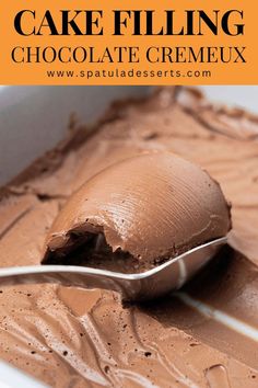 The perfect chocolate cream filling Things To Do With Heavy Cream, Whipped Chocolate Filling, Chocolate Cream Cake Filling, French Frosting Recipe, Vanilla Cremeux Recipe, Best Filling For Cakes, Frosting No Heavy Cream, Chocolate Whipped Cream Cake, Chocolate Pastry Cream Filling