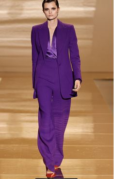 Purple Suits Women, Purple Suit Women, Dinner Outfits Fall, Teen Fall Outfits, Date Outfit Fall, Outfits 2014, Kids Winter Fashion, Jeans Outfit Fall