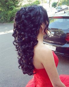 Sweet 16 Hairstyles, The Right Hairstyles, Hairstyles For Prom, Short Hair Lengths, Quinceanera Hairstyles, Romantic Hairstyles, Quince Hairstyles, Best Wedding Hairstyles, Professional Hairstylist