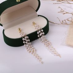 Brand Name: HuapengyangMetals Type: Zinc AlloyOrigin: CN(Origin)Earring Type: Stud EarringsItem Type: EarringsShape\pattern: Water DropGender: WomenStyle: Office/careerMaterial: PearlPearl Type: Simulated-pearlFine or Fashion: FashionModel Number: Pearl ear-ringsBack Finding: Push-backTexture Of Material: AlloyStyle: SimplicityModelling: TasselsTreatment Process: ElectroplatingSuitable For Gift Giving Occasions: Wedding, Birthday, Travel CommemorProcessing Customization: NOPacking: Independent P Wedding Pendant, Handmade Jewelry Tutorials, Jewelry Design Earrings, Fancy Jewellery, Fancy Jewelry, Fashion Jewelry Earrings, Pretty Jewellery, Ear Jewelry, Jewelry Tutorials