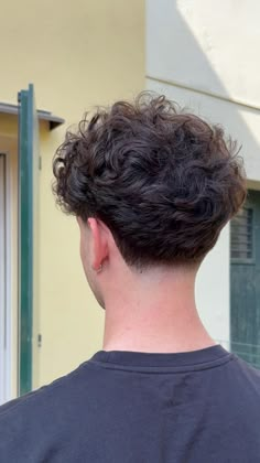 #barber #fade #taper #haircut #curly Low Fade Curly Hair, Taper Fade Long Hair, Curly Hair Taper, Mens Haircuts Thick Hair, Taper Haircut, Fade Haircut Curly Hair, Low Taper Fade Haircut, Taper Fade Curly Hair, Male Haircuts Curly