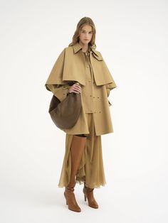 Chloé Parka In Cotton Gabardine With Cape | Chloé US Winter Cape Outfit, Cape Coat Outfit, Parka Outfit, Winter Cloak, Cape Outfit, Chloe Fashion, Cape Fashion, Poncho Coat, Cape Coat