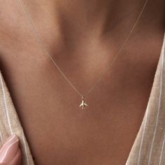 gold necklace, 14k gold necklace, necklace, 14k Gold Women's Necklace with Airplane Figure Airplane Jewelry, Spiderman Outfit, Airplane Necklace, Women's Necklace, White Gold Chain, Sketch Notes, Sparkly Things, Stylish Necklace, Money Aesthetic