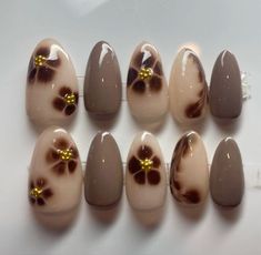 #fyp #nails #brown #brownnails #acrylic #acrylicnaildesigns Black Brown White Nails, Fun Brown Nails, Brown Nails Design Almond, Brown Simple Nails, Dark Brown Nail Art, Earth Toned Nails, Chocolate Brown Nails Design, Brown Nail Set, Gel Nails Brown