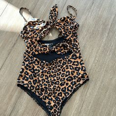 Nwot Beach Riot One Piece Knotted Swimsuit Leopard Print - Small Perfect Condition, I Have Only Worn One Time For A Photo. Super Cute Swimsuit With Adjustable Straps. Leopard Print Swimsuit, Beach Riot, Swimming Suit, Cute Swimsuits, Print Swimsuit, Walker Boots, Pajama Shirt, Fit N Flare Dress, Rain And Snow Boots