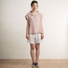 "Casual linen blouse for women. This short sleeve blouse is carefully handmade of very soft natural medium weight linen fabric. * 100% linen * machine washable * color in the pictures - dusty rose BLOUSE SIZE: ------------------ * XS - recommended body fit bust 28.5\"-32\" / 72-82cm waist 21.5\"-32\" / 55-82cm hips 28.5\"-34\" / 72-86cm height 61\"-66\" / 155-168cm - flat cloth measurements bust 33\" / 84cm blouse length 23\" / 58cm + 1.6\"/ 4cm collar ------------------ * S - recommended body f Summer Beige Ramie Blouse, Beige Relaxed Fit Ramie Top, Relaxed Fit Beige Ramie Tops, Beige Ramie Top For Summer, Beige Ramie Summer Top, Summer Beige Ramie Tops, Relaxed Fit Ramie Blouse, Casual Flax Tops For Summer, Summer Ramie Blouse