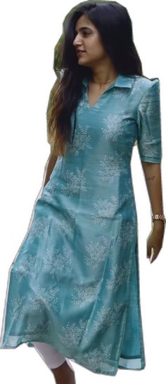 Style Outfits Summer, Latest Kurti Designs, Dress Designs For Stitching, Summer Vibes Aesthetic, Aesthetic Summer Outfits, Stylish Kurtis Design, Designer Aesthetic, Long Frock Designs