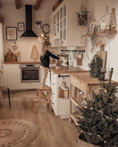 Farmhouse Kitchen Cabinets, Cozy Kitchen, Counter Tops, Kitchen Style, Design Case, Dream Home Design, Home Decor Kitchen, Dream Kitchen, 인테리어 디자인