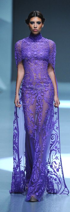 //Michael Cinco SS15 #fashion #womenswear #runway #couture Michael Cinco Couture, Hot Couture, Michael Cinco, Purple Lace Dress, Couture Mode, Runway Dresses, فستان سهرة, Fashion Couture, Purple Lace