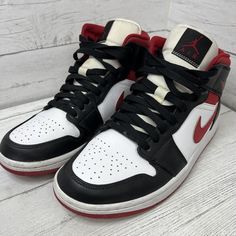 Black Chicago, White Gym, Nike Air Jordan 1 Retro, Colorful Shoes, Nike Air Jordan 1, Air Jordan 1 Retro, Jordan 1 Retro, Air Jordan 1, Nike Air Jordan