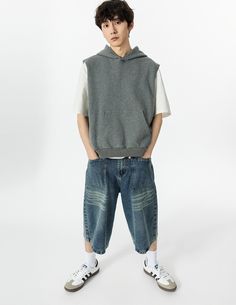 Grey Loose Sleeveless Hoodie | Jay - Enhypen Grey M Enhypen Twitter Update, Enhypen Twitter, Fashion Chingu, Contrast Hoodie, Weightlifting Fairy, Jay Enhypen, Hooded Vest, Sleeveless Hoodie, Twitter Update