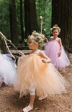 Luxe Picnic, Woodland Fairy Birthday Party, Woodland Fairy Birthday, Enchanted Forest Birthday, Woodland Fairy Party, Theme Garden, Enchanted Forest Party, Forest Birthday Party, Fairy Garden Birthday Party