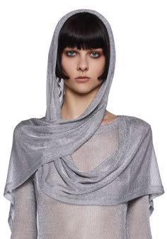 DK : https://www.dollskill.com/products/tempo-metallic-wrap-scarf?variant=43929886556417&tw_source=google&tw_adid=&tw_campaign=20928056595&gad_source=1&gclid=Cj0KCQjwwYSwBhDcARIsAOyL0fgWMhw1tGBTOvMPMbFNyGqm_bZedAg3LUbLrxkB0gVMZ3KARW80-9UaAiTbEALw_wcB Simple Futuristic Outfit, Wind Inspired Fashion, Futuristic Design Fashion, Dune Outfit, Silver Halloween Costume, Futuristic Fashion Women, Peter Pan Kostüm, Metallic Fashion, Silver Costume