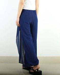 * Beautiful pearl chiffon pants, very comfortable to wear, not easy to get wrinkled, very easy to take care of.* Add an asymmetric layer on the front, very unique and beautiful.* Material: outer-pearl chiffon, lining-100% polyesterCustom made to fit, lead time is 6-8 days;Let us know your usual size in your country and your overall height.If you have some specific request or special characters such as broad shoulder, long arms, long waist, etc you think we need pay attention to when making, do l Elegant Beach Bottoms With Elastic Waistband, Elegant Beach Pants With Elastic Waistband, High-waisted Summer Evening Bottoms, High Waist Bottoms For Evening In Summer, Summer Evening High-waisted Wide Leg Pants, High Waist Bottoms For Summer Evening, Summer Evening High Waist Bottoms, Versatile Full Length Summer Wide Leg Pants, Versatile Full Length Wide Leg Pants For Summer