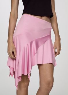 Asymmetric ruffled skirt Asymmetrical Ruffled Skirt, Pink Satin Skirt, Floral Beach Wear, Tango Skirt, 2000s Fashion Trends, Short Design, Soft Dress, Rose Pastel, Ruffled Skirt