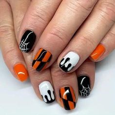 Press On Nails With Glue, Nail Art Halloween, Halloween Press On Nails, Cute Halloween Nails, French Nail Art, Halloween Nail Designs, Halloween Nail