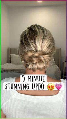 Messy Bun Tutorial, Simple Prom Hair, Find Hairstyles, Easy Bun Hairstyles, Hair Up Or Down, Hair Fixing, Frizz Free Hair, Easy Updos, Long Hair Updo