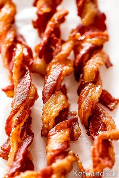 Carnivore Twisted Bacon Twisted Bacon, Bacon Ideas, Bbq Chicken Dip, Bacon Dishes, Brunch Foods, Bacon Mac And Cheese, Cooking Bacon, Baked Bacon, Best Bacon