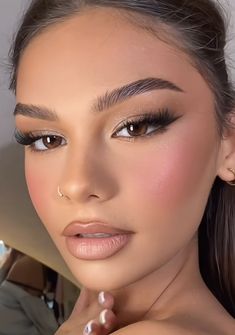 Machiaj Smokey Eyes, Ball Makeup, Mekap Mata, Classy Makeup, Prom Eye Makeup, Prom Makeup Looks, Formal Makeup, Smink Inspiration, Glam Makeup Look