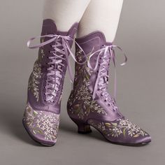 Unicorn Clothes Women, Light Purple Boots, Victorian Boots Women, Victorian Heels, Lavender Boots, Regal Shoes, Satin Boots, Bata Shoes, American Duchess