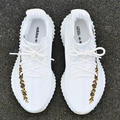 Streetwear Shoes, Urban Wear, Best Sneakers, Sneakers Men Fashion, Adidas Yeezy