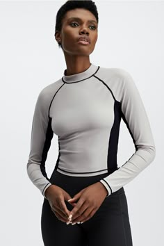 Giana Mock Neck Long-Sleeve Top Fabletics Ash/Black female Activewear >> Womens >> Tops >> Long-Sleeves >> Cropped regular Training 4-Way Stretch/Moisture-Wicking Our mock neck performance top Nimble Activewear, Womens Patterns, Fitness Images, 90s Activewear, Female Activewear, Long Sleeve Activewear, Long Sleeve Workout Top, Sports Wear Women, Long Sleeve Workout