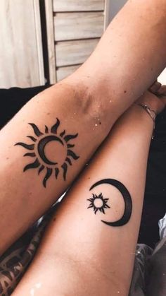 Couples Moon Tattoo, Moon And Sun Couple Tattoo, Sun And Moon Tattoos Matching, Matching Anime Tattoos Best Friends, Sun Moon Tattoo Matching, Small Tattoo Ideas For Couples, Matching Tattoos Sun And Moon, Anime Couple Tattoos, Anime Matching Tattoos