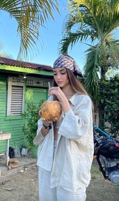 Phuket Vacation Outfit, Beach Outfit Aesthetic Dress, Hawaii Outfits Modest, Goa Aesthetic Outfits, Sri Lanka Outfit Ideas, Siargao Outfit, Bali Clothes Outfits, Goa Outfit Ideas, Beach Ootd Summer Outfits