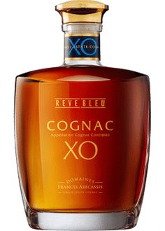 a bottle of cognac xo is shown on a white background in this image