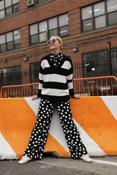 Flowy Wide Leg Pants, Herringbone Coat, Polka Dots Outfit, Black White Outfit, Polka Dot Pants