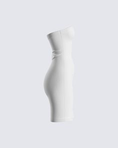 A simple slay 💅 Show them what you're working with in this white jersey tube dress is made from jersey fabric, and complete with a built-in bandeau, gripper tape along the top edge, and a figure-hugging bodycon fit 🤍 White Tube Top Dress, Vision Board Outfits, White Tube Dress, Tube Dresses, White Tube Top, Soft Girl Era, White Tube, Tube Top Dress, Insta Captions