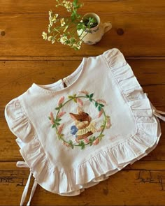 English Poems, Baby Dress Embroidery, Material Ideas, Kids Aesthetic, Baby Clothes Patterns Sewing, Embroidery Crafts, Vintage Kids Clothes, Sewing Kids Clothes, Baby Clothes Patterns