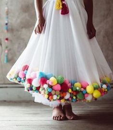 Pom Pom Skirts, Tulle Poms, Skirt Tulle, Diy Skirt, Pom Poms, Fashion Details, Costume Design, Kids Crafts, Diy Fashion