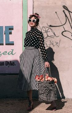 Houndstooth Outfit, Eclectic Outfits, Gingham Fashion, Makeup Mistakes, Make Mistakes, Thrift Fashion, Fashion Mistakes, Perfect Makeup