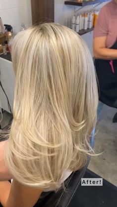 Bright Blonde Highlights, Round Layers, Blonde Layered Hair, Hair Styels