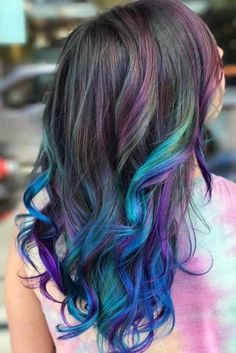 Blue And Purple Hair Looks That Will Amaze You ★ See more: https://glaminati.com/blue-and-purple-hair-looks/ Ombré Short Hair, Blue And Purple Hair, Casting Creme Gloss, Bombshell Hair, Revlon Professional, Wig Ideas, Long Hair Tips, Color Explosion