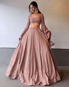 Lehenga Choli For Women, Choli For Women, Simple Lehenga, Trendy Outfits Indian, Indian Outfits Lehenga, Lehenga Designs Simple, Gaun Fashion