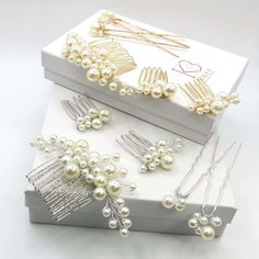 Beautiful and elegant, these delicate hand-wired hair pins and hair combs are adorn with multiple size round pearls for the most romantic and feminine bridal fashion. The gold or silver tone finish wires are easy to adjust according to your most desired wedding hair style. Wear them individually, all together, or make stylish combinations for your one-of-a-kind hair style. The hairpieces make a wonderful gift for brides and bridesmaids.DETAILS:Hand wired with faux pearls.Sold individually or as Hair Combs Wedding, Pearl Hair Piece, Pearl Bridesmaid Jewelry, Beach Jewelry Boho, Bridal Jewelry Necklace, Pearl Hair Combs, Bridesmaid Pearls, Hair Accessories Pearl, Pearl Hair Pins