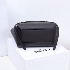 Size: 20cm*20cm*10cm It comes with Dust box, Care manual, Tag, and Paper bag. High-end Tote Box Bag With Removable Pouch, High-end Square Bags With Removable Pouch, High-end Bucket Box Bag, High-end Black Square Box Bag, High-end Bucket Box Bag With Top Carry Handle, High-end Black Box Bag With Large Capacity, Designer Square Shoulder Bag With Large Capacity, High-end Square Shoulder Bag With Large Capacity, High-end Large Capacity Square Shoulder Bag