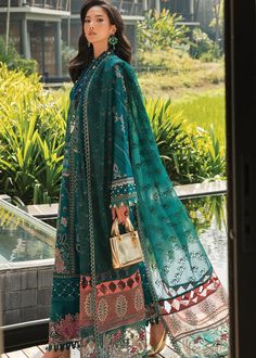 Emerald Green Lawn Kameez Salwar Pakistani Eid Dress Green Pakistani Suit, Republic Womenswear, Eid Dress, Lawn Design, Embellished Clothing, Dress Salwar Kameez, Eid Dresses, Lawn Fabric, Green Lawn