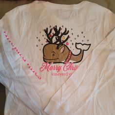 Vineyard Vines Girl's Reindeer Whale Long Sleeve White T-Shirt Xl 16 Nwt Cute Long Sleeve T-shirt For Holiday, White Long Sleeve T-shirt For Holiday, Cute Long Sleeve Holiday T-shirt, Vineyard Vines Outfits, Pink Bday, Bday Nails, Air Port, Girl Holiday, Dog Shirts