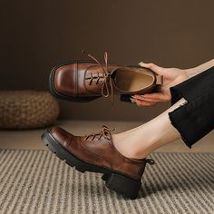 British Wind, The Upper And Insole Are All Made Of Top Layer Leather, Soft, Flexible And Comfortable, Hand-Cut, Wearing Your Unique Beauty. Details Determine Success Or Failure. Color: Brown/Black/CoffeeMaterial: Cow LeatherLining: Genuine LeatherInsole: Genuine Leather（Unmovable）Sole: RubberHeels: 4 cm/1.57”Fit: Medium to Wide, Runs Normal.Origin: Made in China Production Time: About 5-7 days (Any exceptional case will email you, Please pay attention to your email left) Shipping Time: Free Ship Brown Oxford Shoes Women, Brown Mary Jane Shoes, Oxford Boots, Unique Beauty, Western Cowboy Boots, Flat Boots, Rubber Heels, Black Coffee, Jane Austen